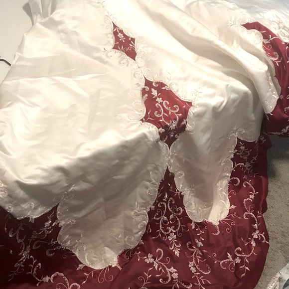 Wedding dress - Picture 3 of 8